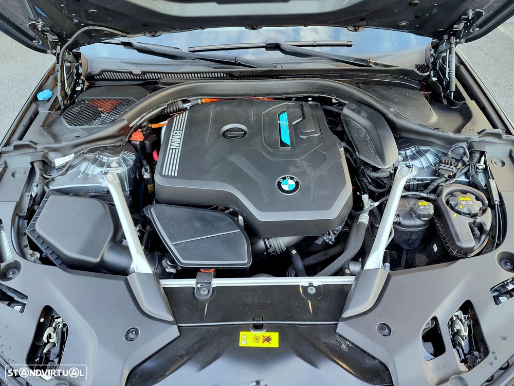 BMW 530 e Pack Desportivo M - 41