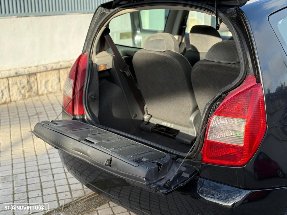 Citroën C2 1.4 HDi Confort - 10