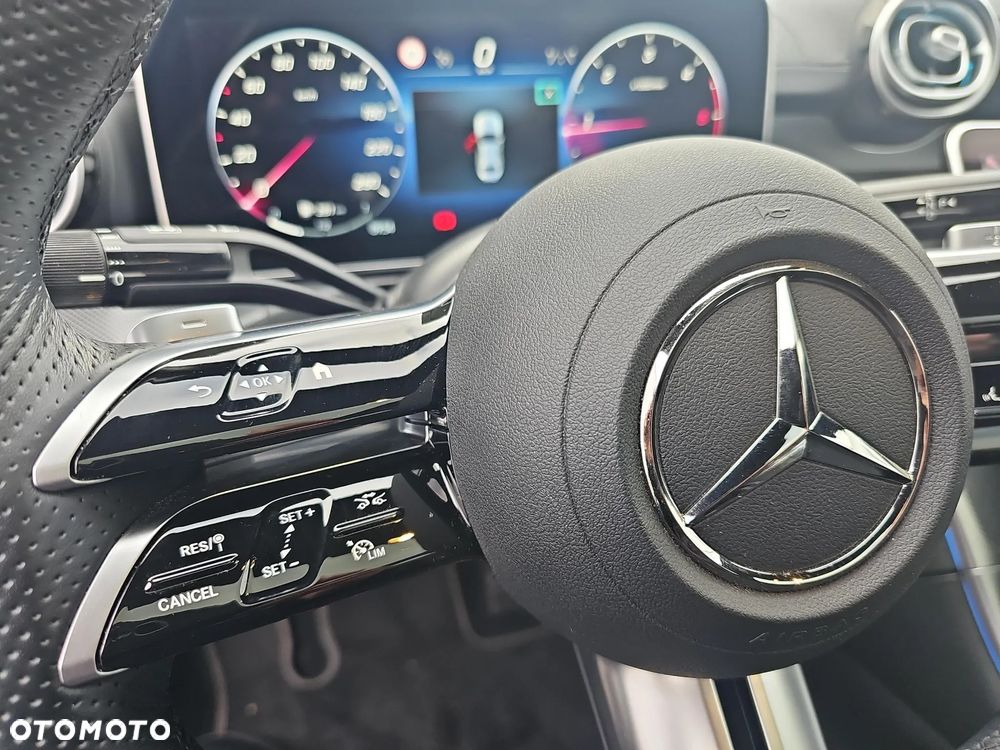 Mercedes-Benz Klasa C 220 d 9G-TRONIC 4Matic AMG Line Advanced - 23