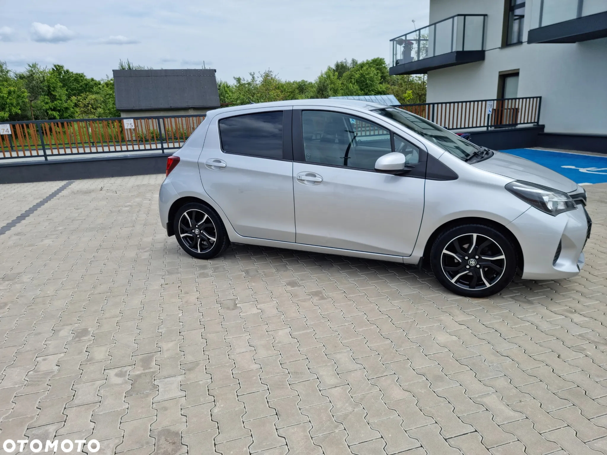 Toyota Yaris - 8