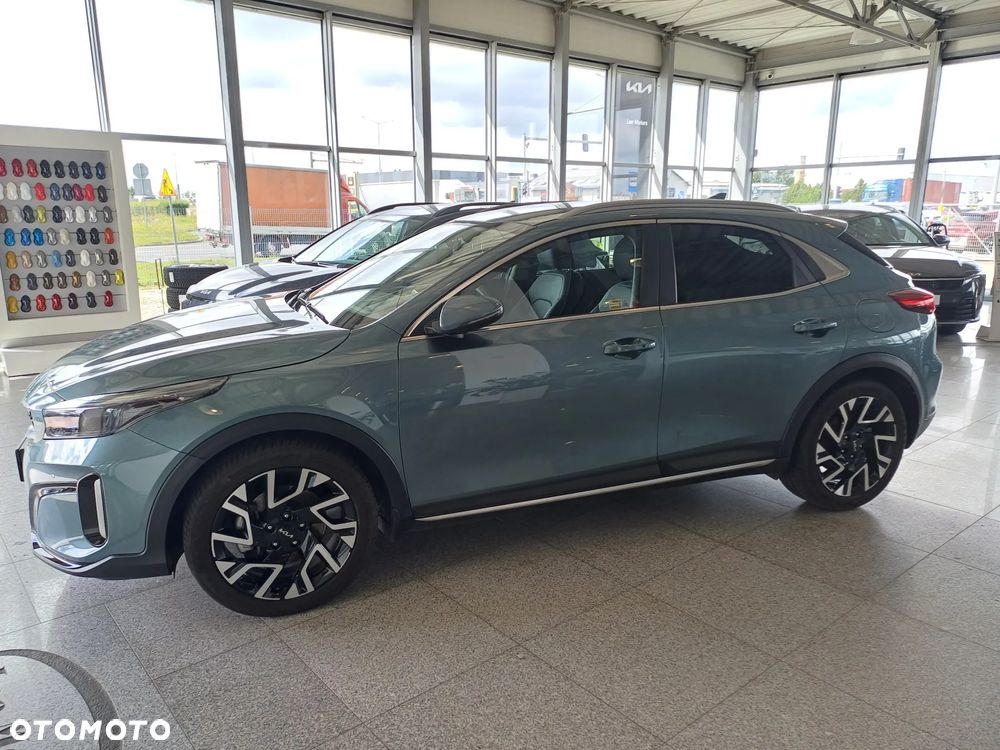 Kia XCeed 1.5 T-GDI Business Line DCT - 3