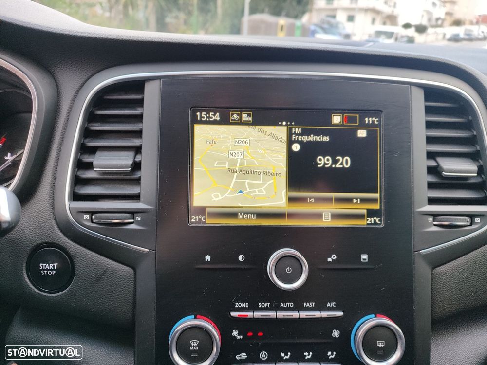 Renault Mégane 1.5 Blue dCi Limited - 17