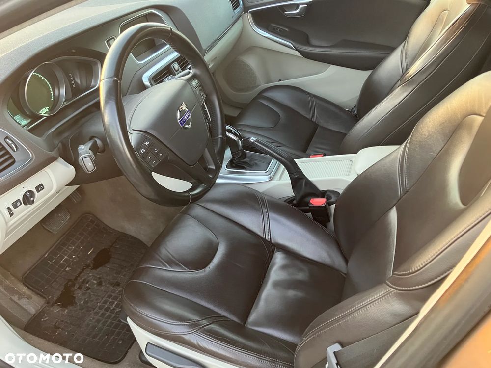 Volvo V40 - 11