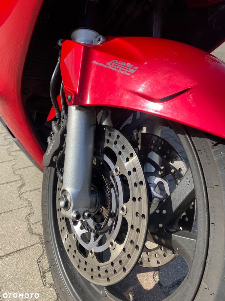 Honda ST - 9