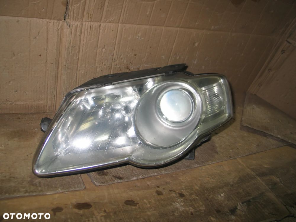 lampa przod vw passat B6 05-10r. 3C0941005S Europa - 1