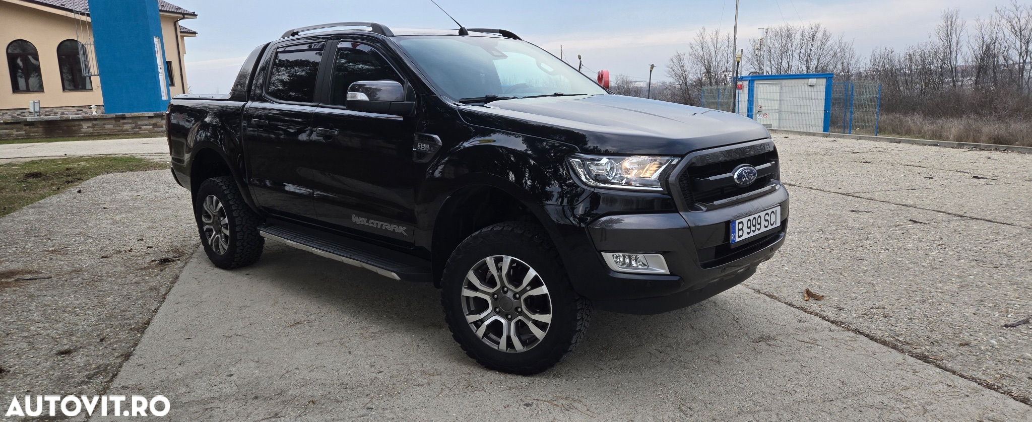 Ford Ranger Pick-Up 3.2 TDCi 4x4 Cabina Dubla WILDTRACK Aut. - 2