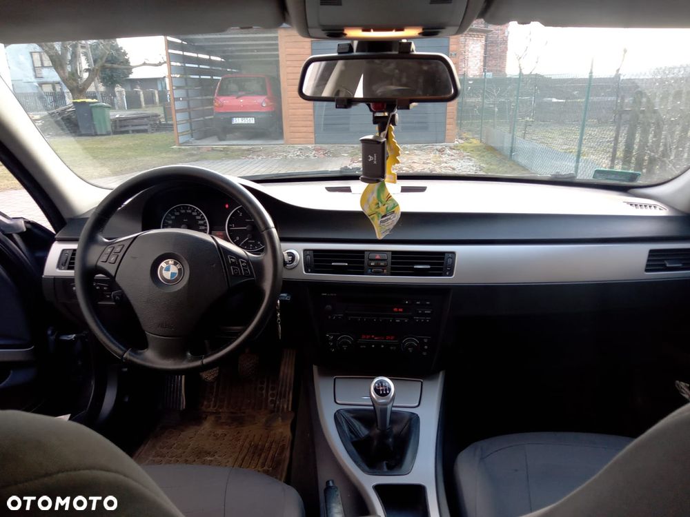 BMW Seria 3 320d - 3