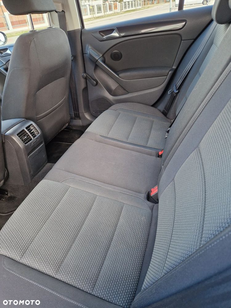 Volkswagen Golf 1.6 TDI BlueMot Comfortline - 6