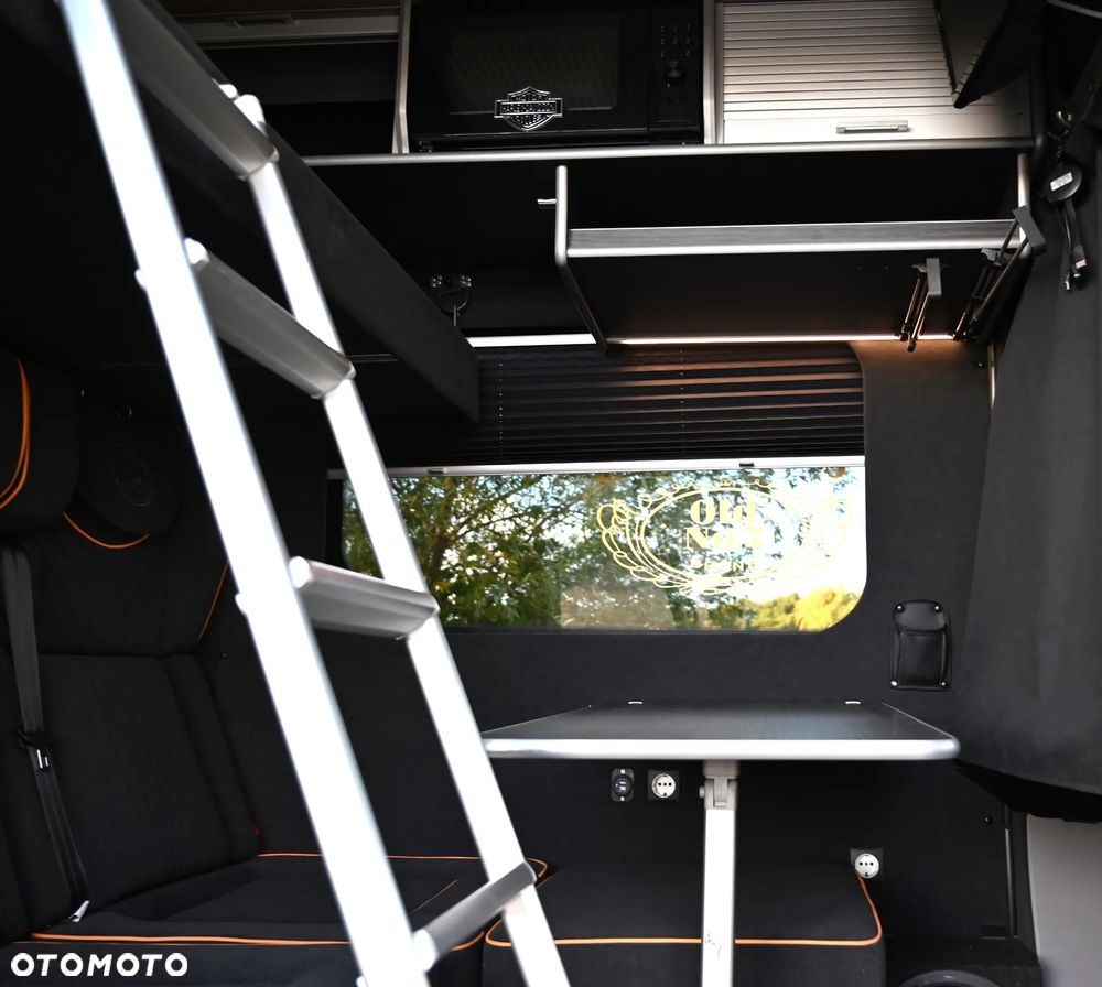 Mercedes-Benz Sprinter - 19