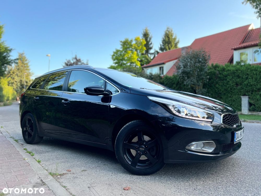 Kia Ceed 1.6 GDI Platinum Edition - 4