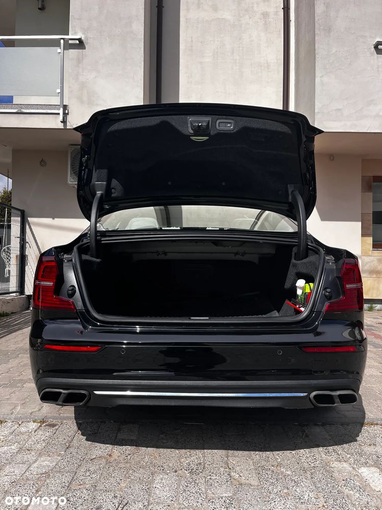 Volvo S60 - 22
