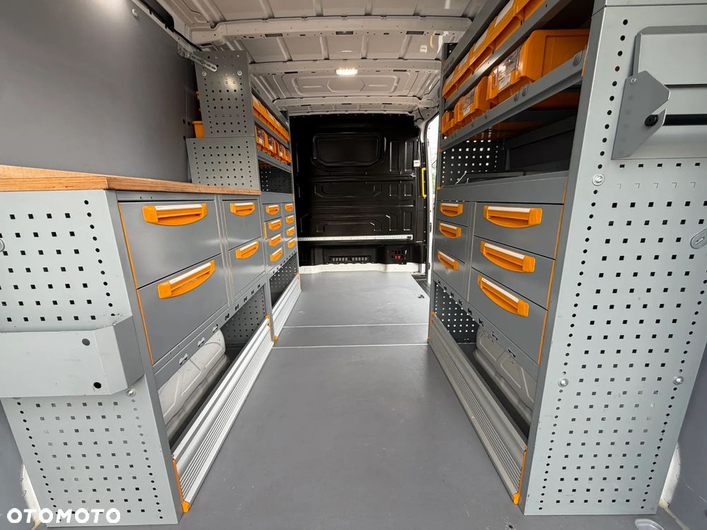 Volkswagen Crafter - 41
