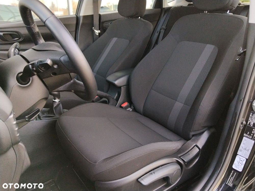 Hyundai i20 1.2 Modern - 16