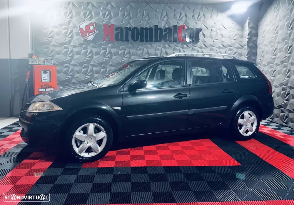 Renault Mégane Break 1.5 dCi Dynamique - 1