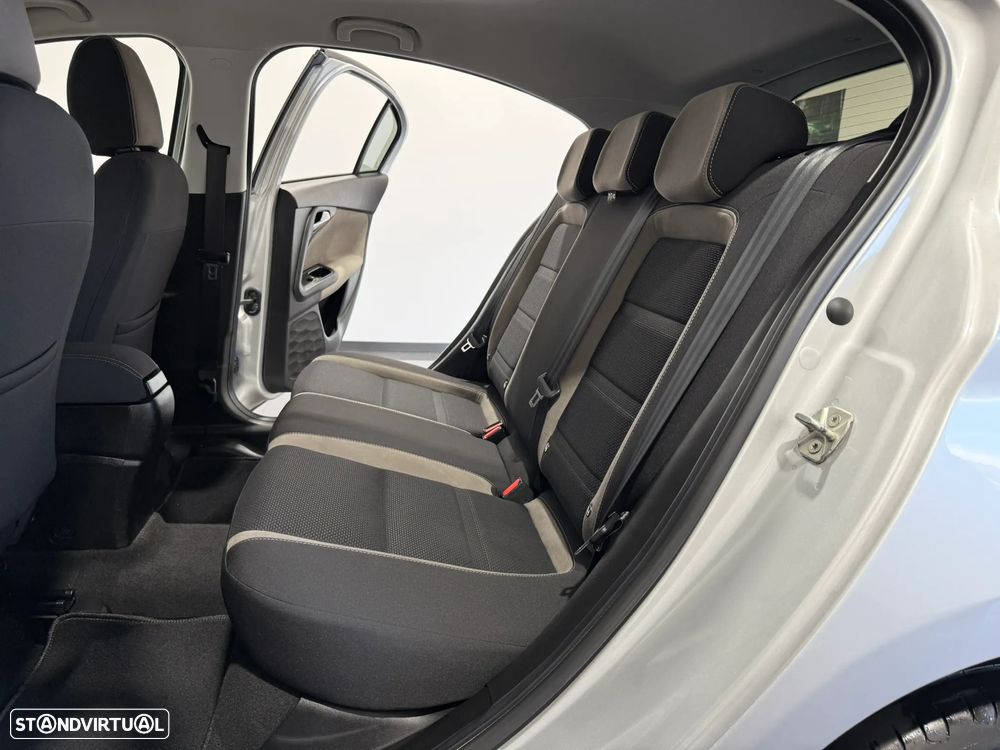 Fiat Tipo 1.3 M-Jet Lounge - 42
