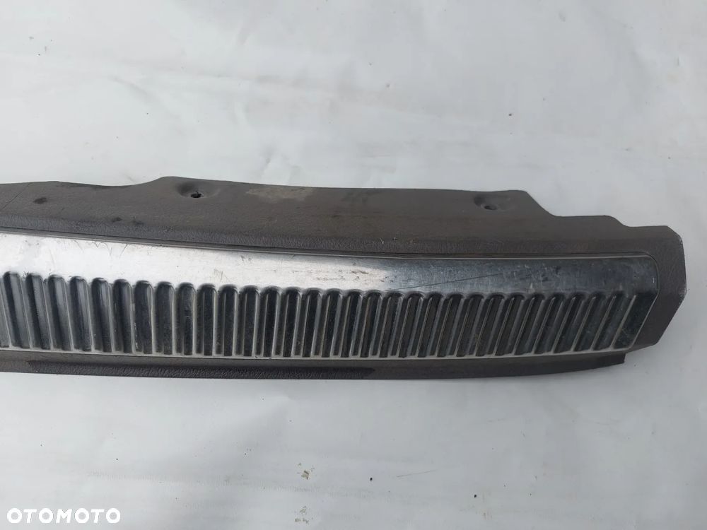 LISTWA BAGAZNIKA AUDI A4 B6 KOMBI SLASK WYSYLKA - 2