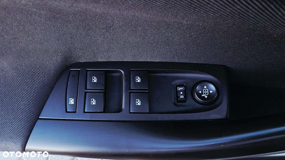 Opel Astra 1.4 Turbo Innovation - 22