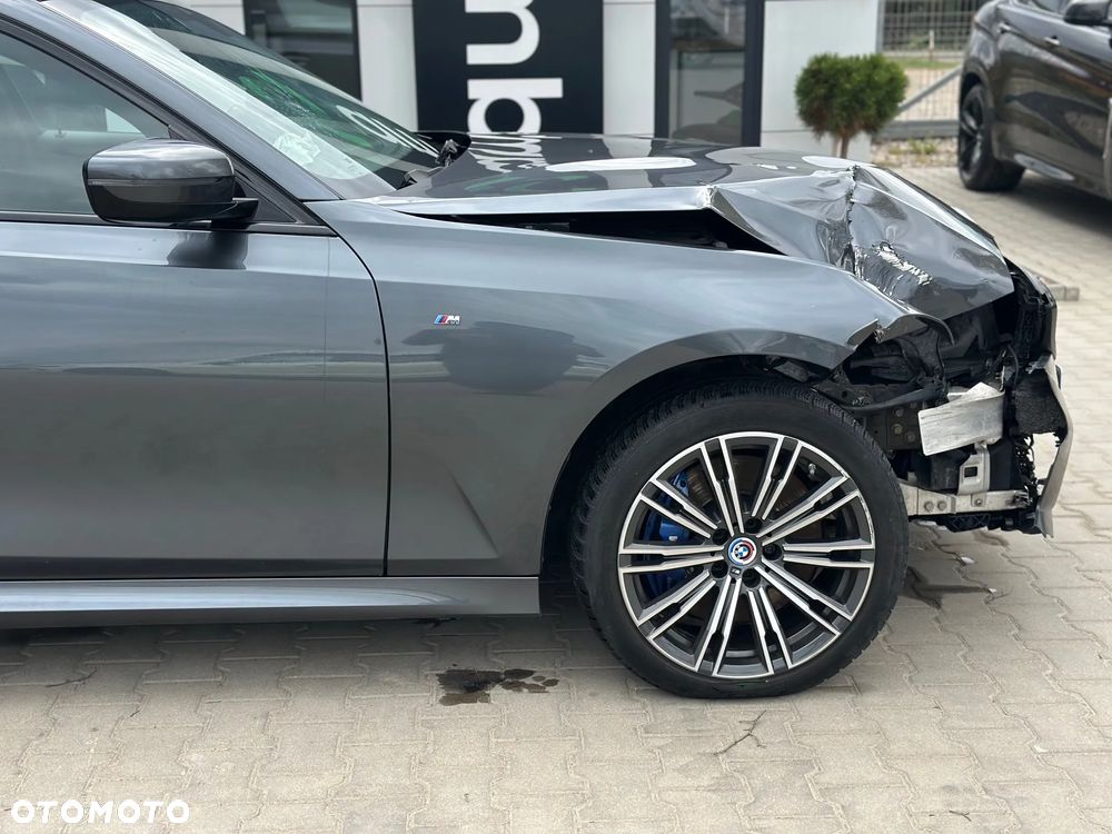 BMW Seria 3 318i - 4
