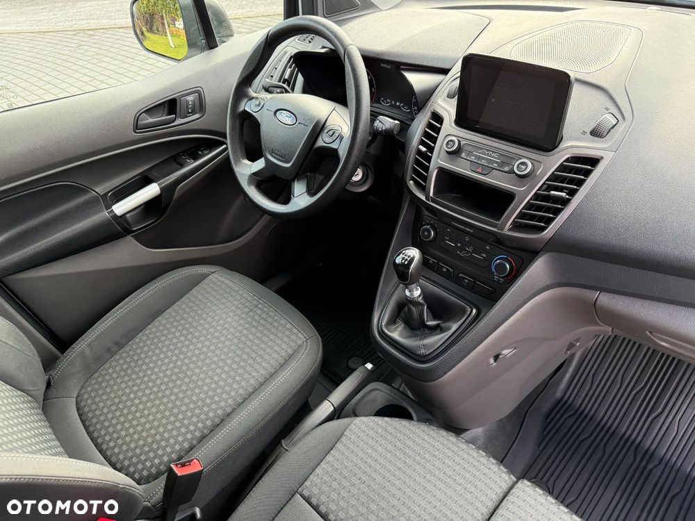 Ford Transit Connect - 28
