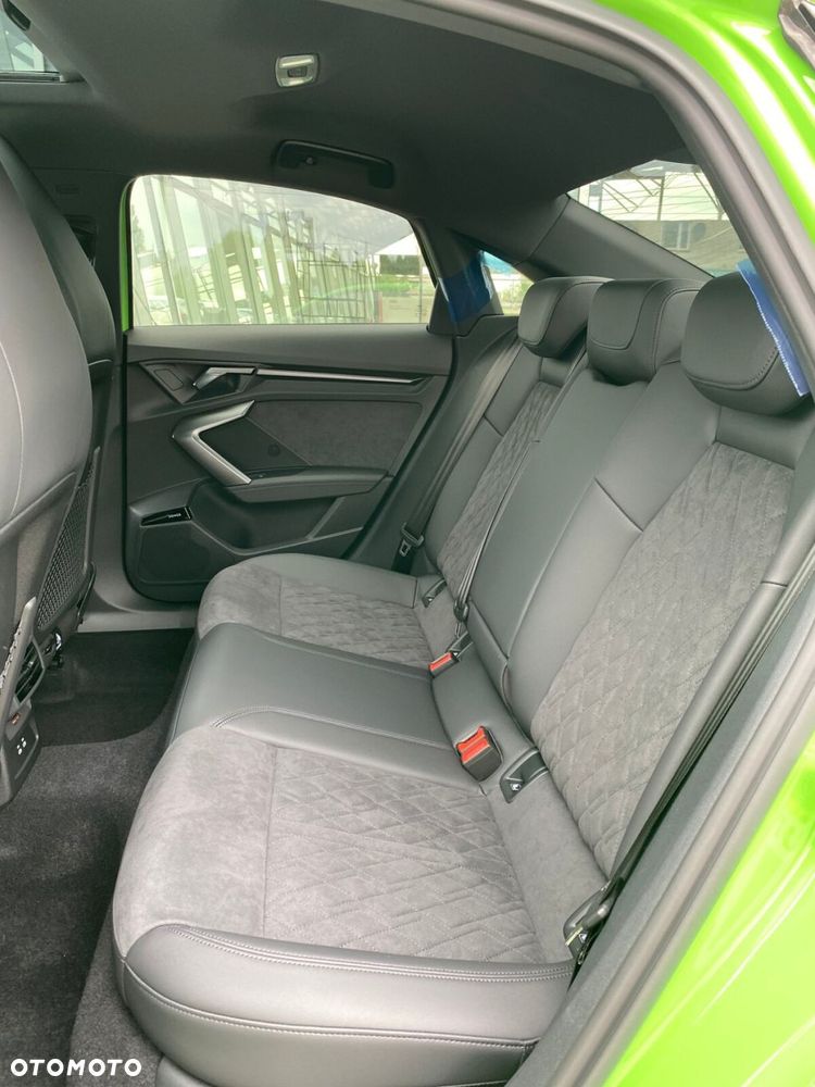 Audi RS3 Limousine - 10