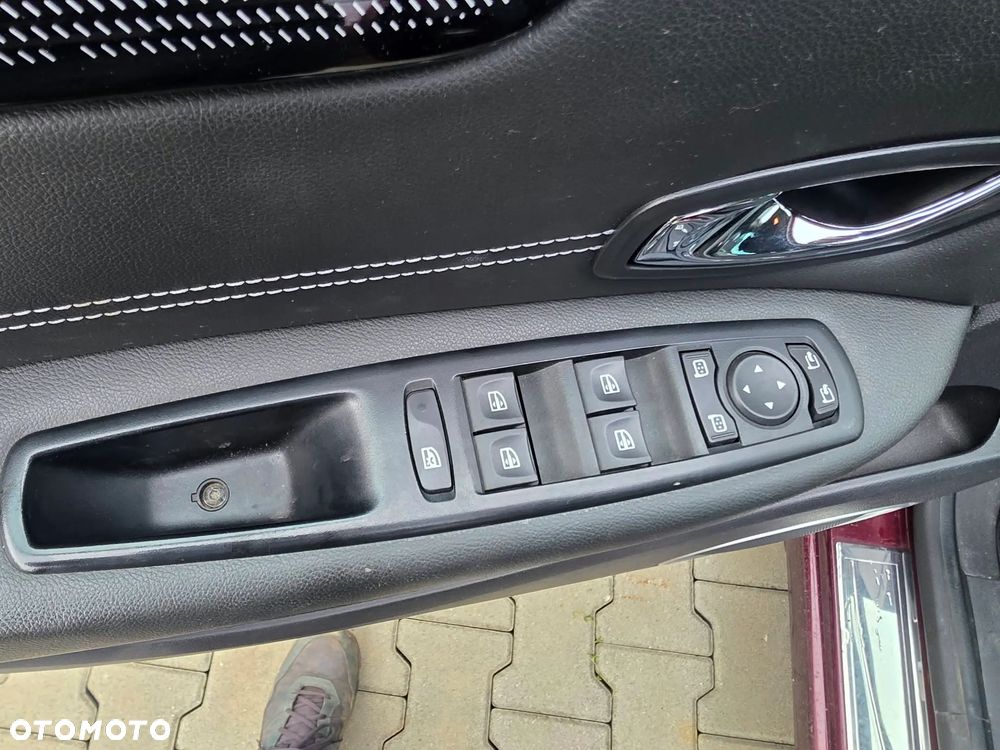 Renault Scenic - 15