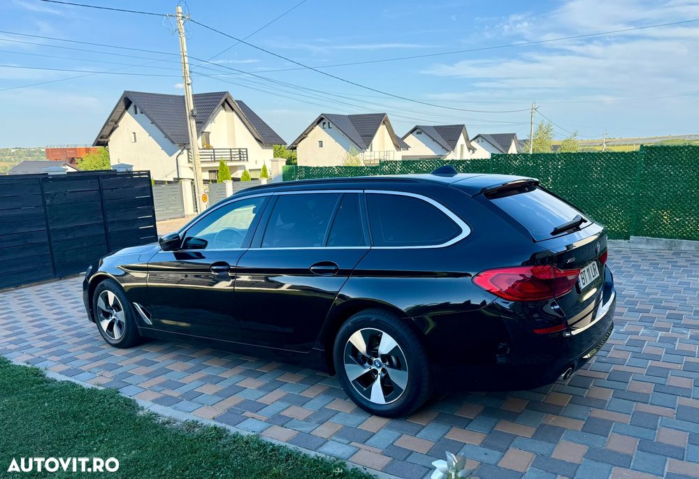 BMW Seria 5 520d xDrive Touring Aut. - 8