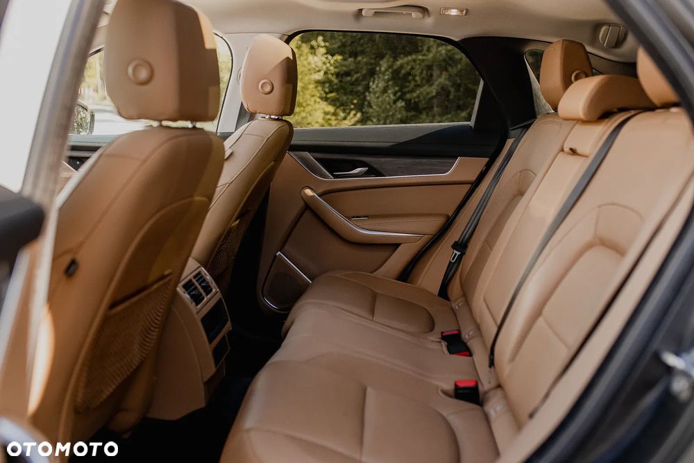 Jaguar F-Pace 2.0 P250 mHEV AWD R-Dynamic S - 25