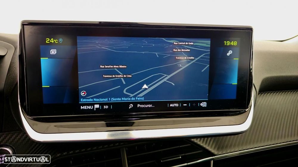 Peugeot e-2008 Allure - 12