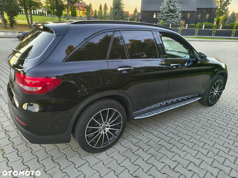 Mercedes-Benz GLC - 9