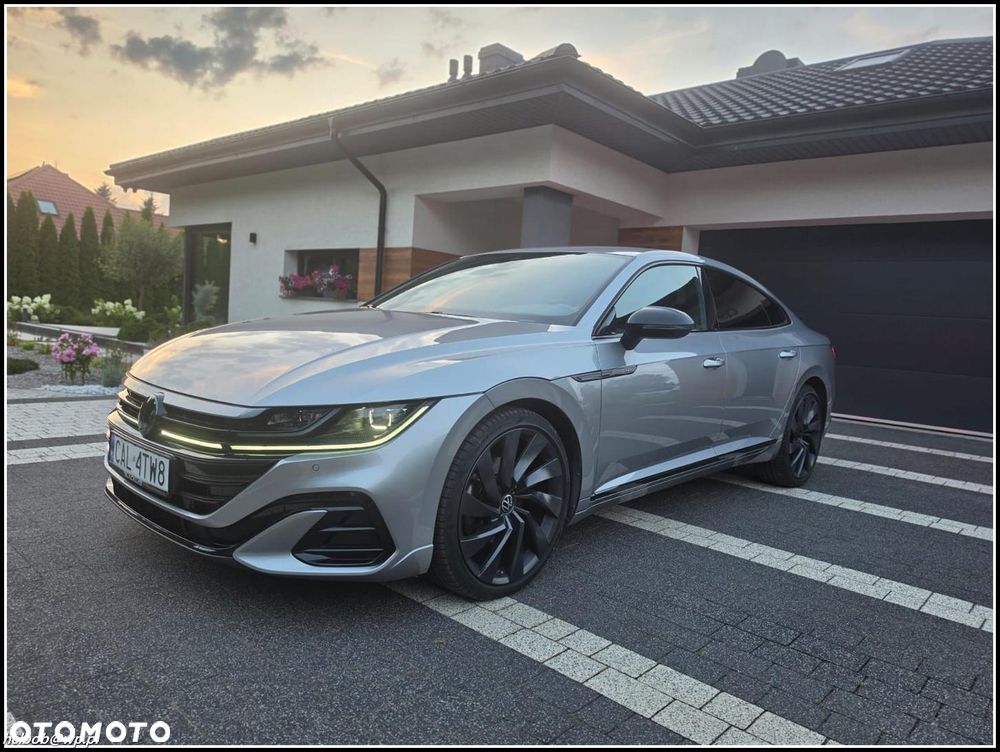 Volkswagen Arteon 2.0 TDI R-Line DSG - 2