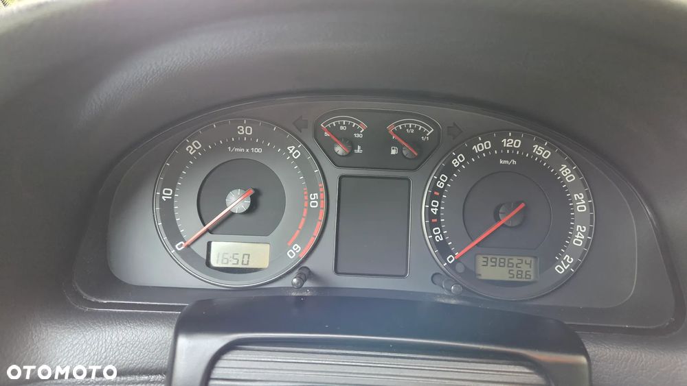 Skoda Superb 1.9 TDI Classic - 9
