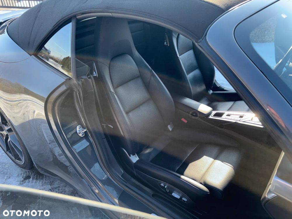 Porsche 911 Carrera S PDK - 25