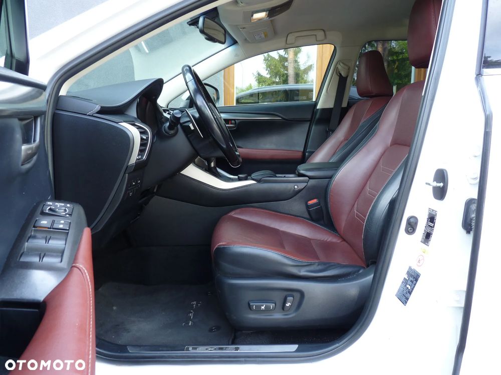 Lexus NX 200t Comfort AWD - 18