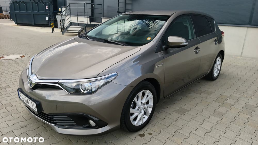 Toyota Auris 1.8 HSD Prestige - 5