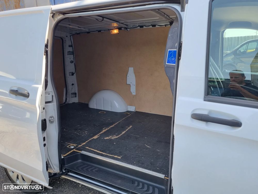 Mercedes-Benz Vito 111CDI - 17