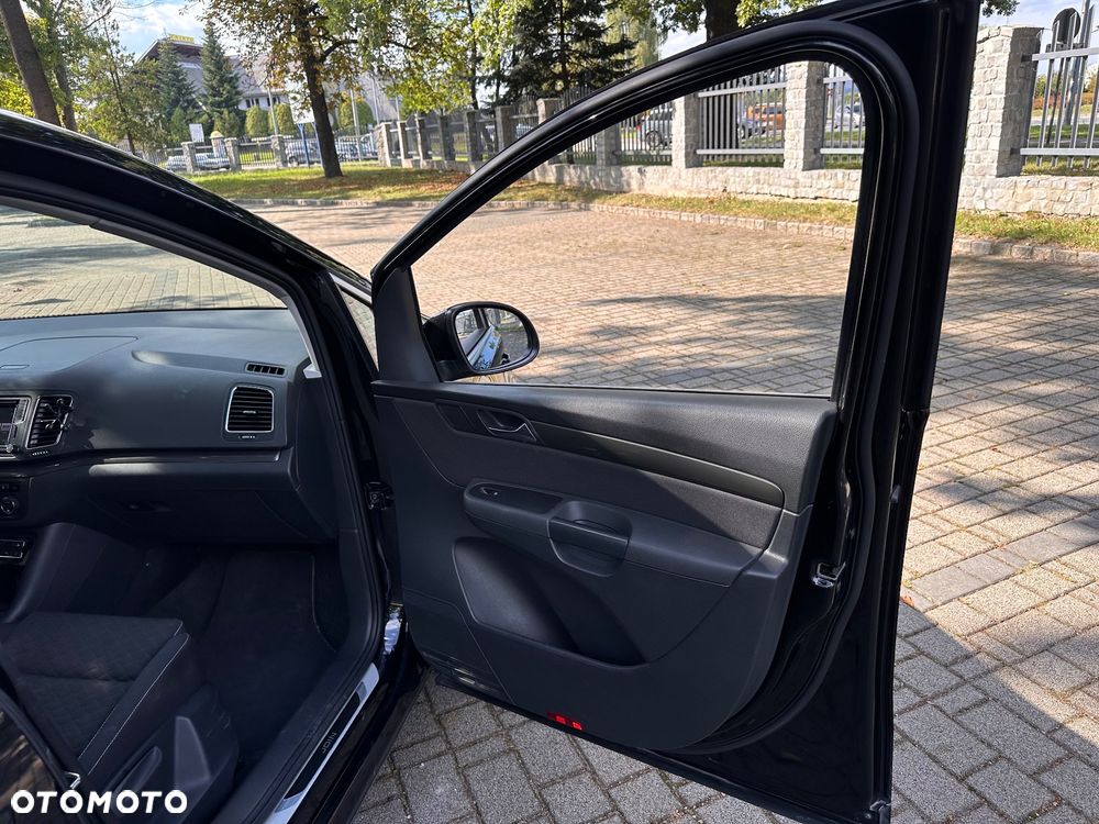 Volkswagen Sharan 2.0 TDI DSG 4MOTION (BlueMotion Technology) Highline - 28