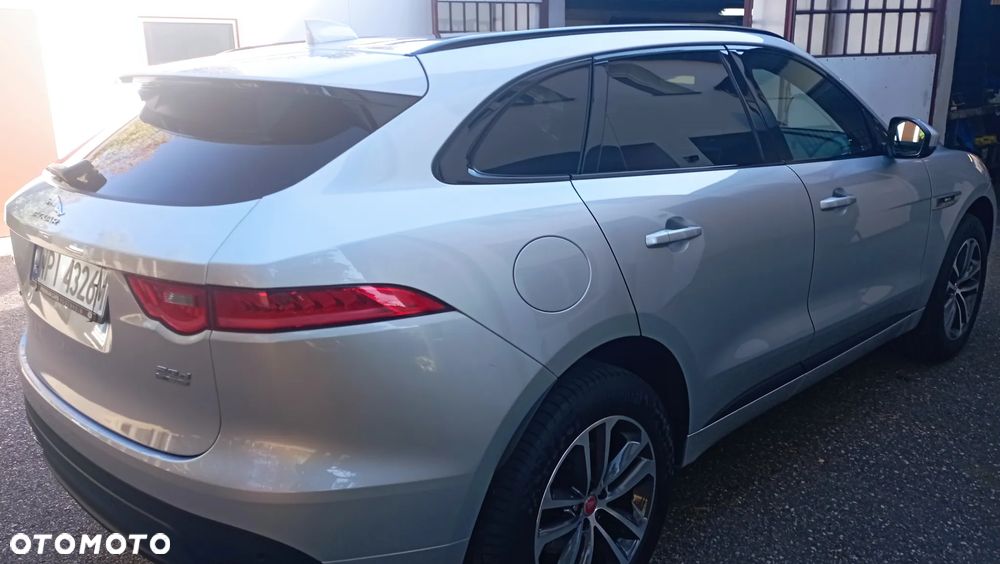Jaguar F-Pace 2.0 i4D AWD R-Sport - 7