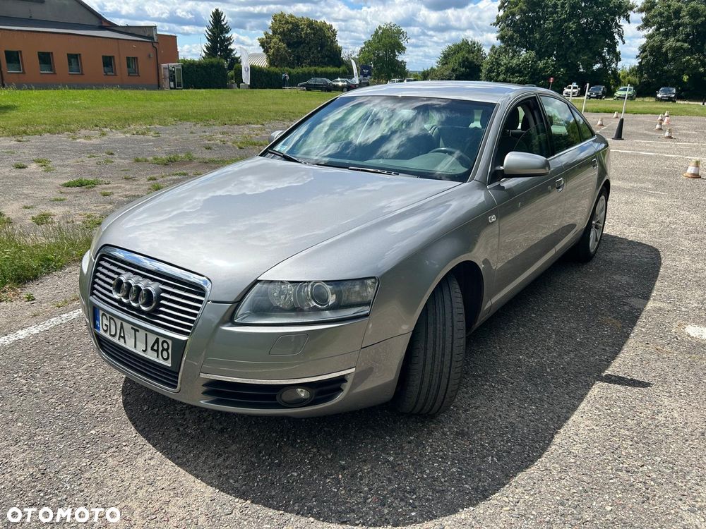Audi A6 Limousine 2.4 - 6
