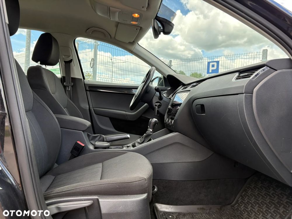 Skoda Octavia 2.0 TDI SCR Style DSG - 26