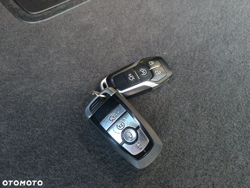 Ford Mondeo - 21