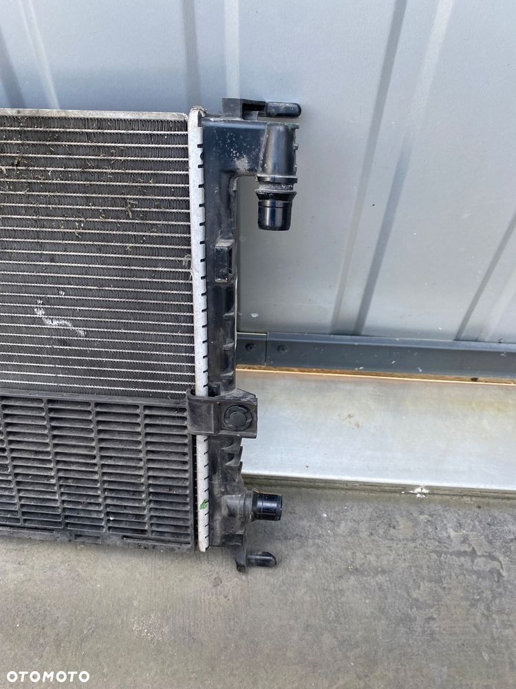 Renault CAPTUR 2 II CLIO V 5 ARKANA ETECH e tech E-TECH HYBRYDA hybryd chłodnica wody silnika 1.6 214105837R Elektric Electric elektryczny elektryk Wwa - 4