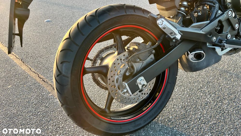 Yamaha XJ - 29