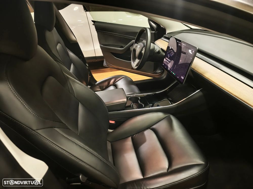 Tesla Model 3 Standard Range Plus RWD - 18