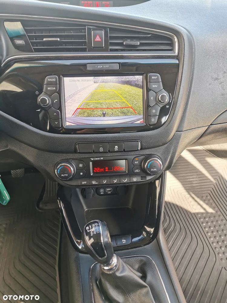 Kia Ceed 1.4 CVVT Dream-Team Edition - 31