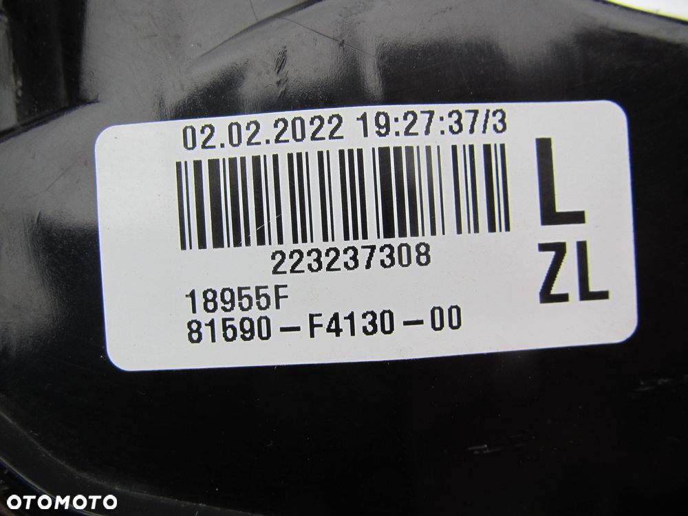 TOYOTA C-HR 2019 - blenda spoiler lotka lampy tył - 6