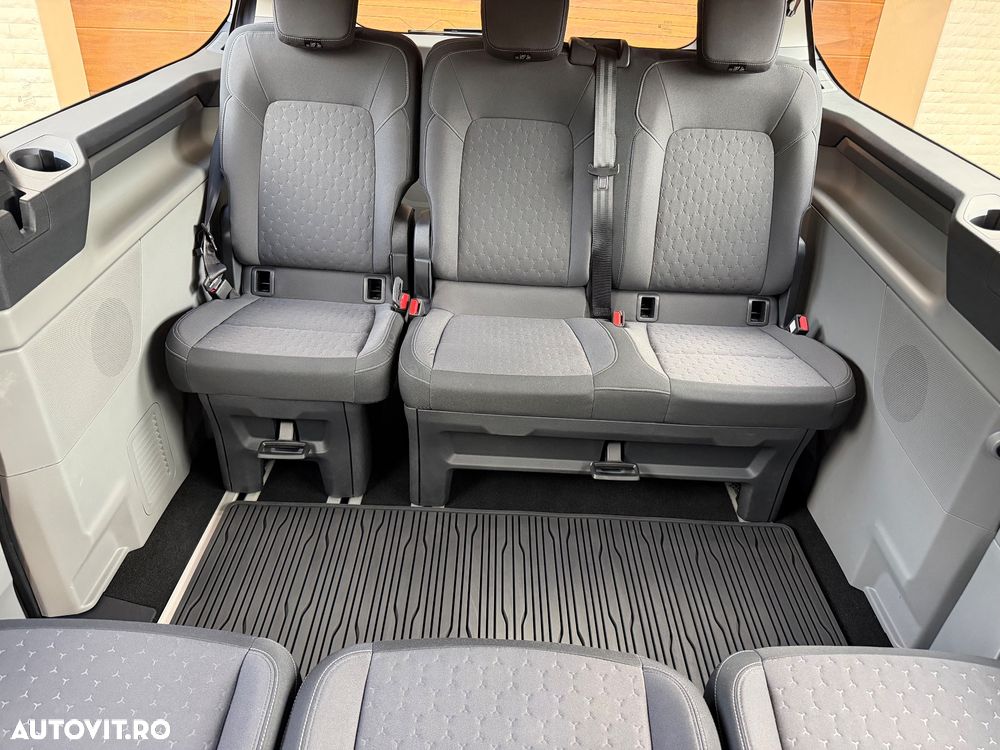 Ford Tourneo Custom Bus 320S 2.0 EcoBlue 170 CP 8AT L1H1 AWD Limited - 24