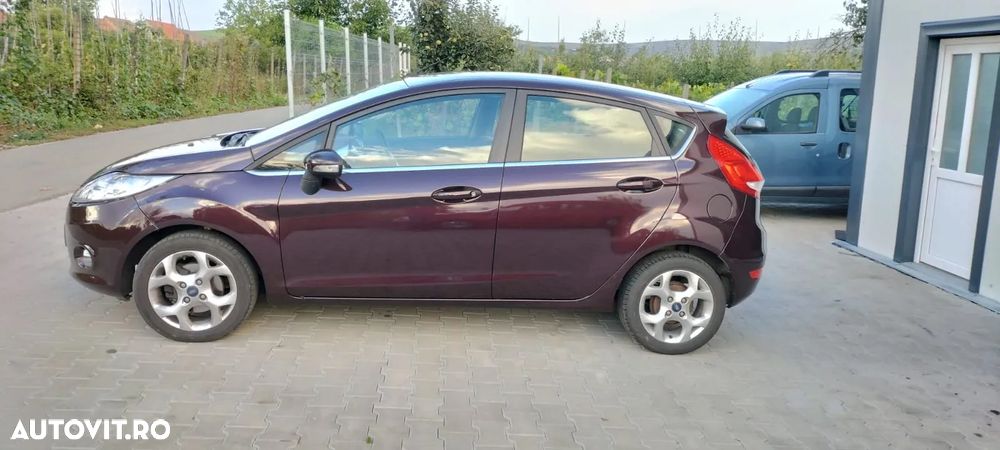 Ford Fiesta 1.4i Titanium - 5