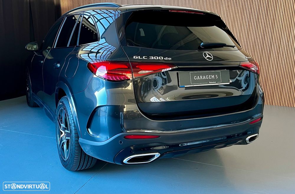 Mercedes-Benz GLC 300 de 4Matic 9G-TRONIC AMG Line Advanced - 4