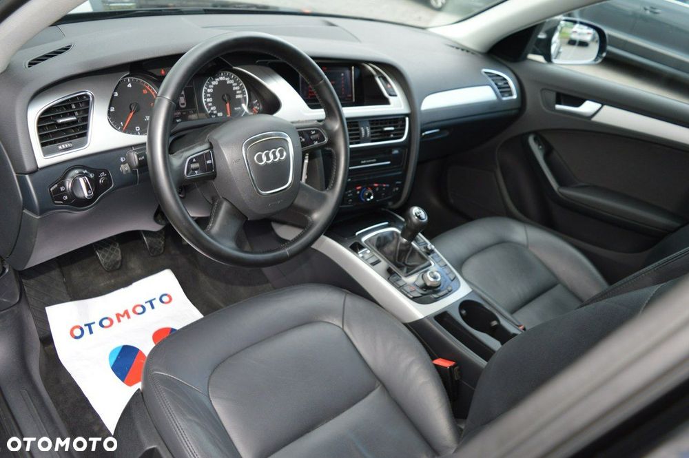 Audi A4 Limousine - 18