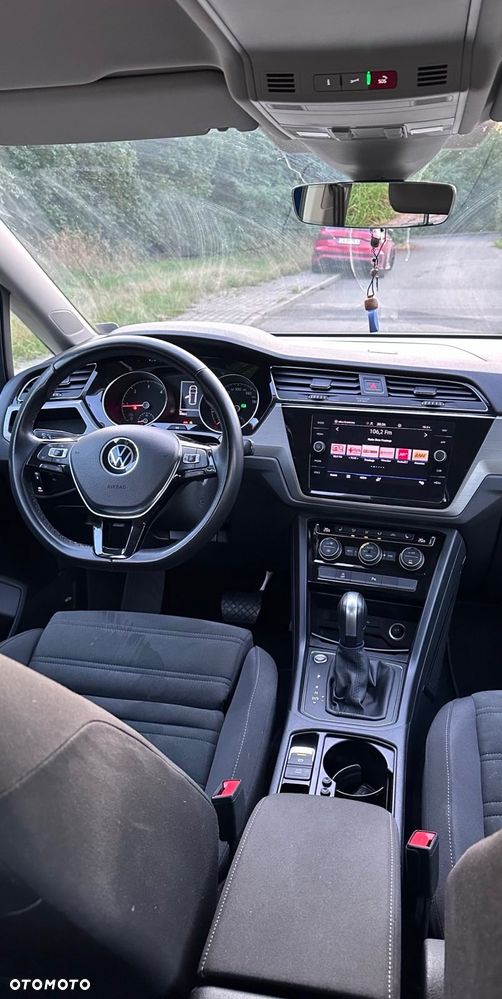 Volkswagen Touran 2.0 TDI BMT Highline DSG - 16